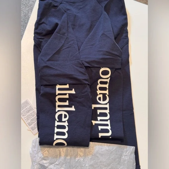 Lululemon Layered Long-Sleeve T-Shirt *Tennis Club
True Navy / White - Picture 9 of 9